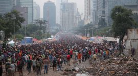 Gambar Reklamasi Kesadaran: Membedah Paradoks Keadilan dan Manifestasi Nilai Profetik di Indonesia (Ilustrasi)