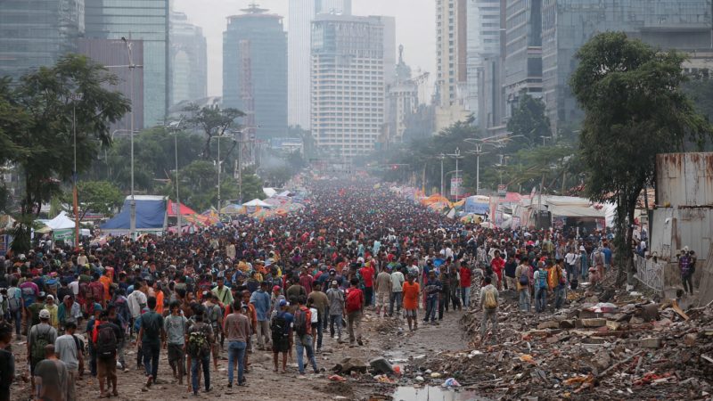 Gambar Reklamasi Kesadaran: Membedah Paradoks Keadilan dan Manifestasi Nilai Profetik di Indonesia (Ilustrasi)