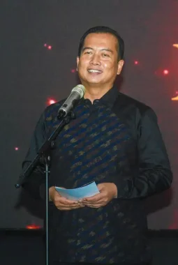 Pemprov NTB dan IOA Gelar Malam Amal, Penguatan Kapasitas Guru Tak Bisa Ditunda