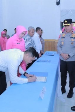 Strategi Unik Kapolda NTB Tekan Narkoba: Wajibkan Istri dan Orang Tua Saksikan Pakta Integritas Personel