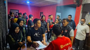 Operasi Gabungan Malam Hari, Polresta Mataram Sita Puluhan Botol Miras Tanpa Izin