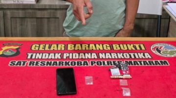 RS (39), warga Lingkungan Karang Bagu, Kecamatan Cakranegara, Kota Mataram, diamankan dalam operasi pengungkapan tindak pidana narkotika yang digelar pada Minggu (14/06/2026).