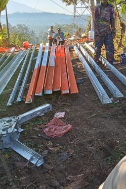 Tower Diduga Belum Kantongi Izin Lengkap, Pembangunan di Bongancina Tetap Berjalan: Perbekel, Camat hingga Pemkab Buleleng Tutup Mata