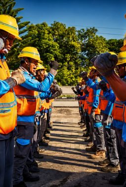 PLN UP3 Selaparang Ikuti Safety Briefing Online Bersama Seluruh UP3 se-NTB di Lombok Timur, Perkuat Budaya K3 di Lingkungan Kerja
