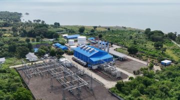 Tampak udara PLTMG Maumere berdaya mampu 4x10 MW yang kini mendeklarasikan implementasi B50. Foto (PLN Dwipantara)