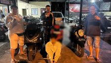 Terduga pelaku pencurian kendaraan bermotor (curanmor) saat dibawa ke mapolresta Mataram. Foto (Polresta Mataram).