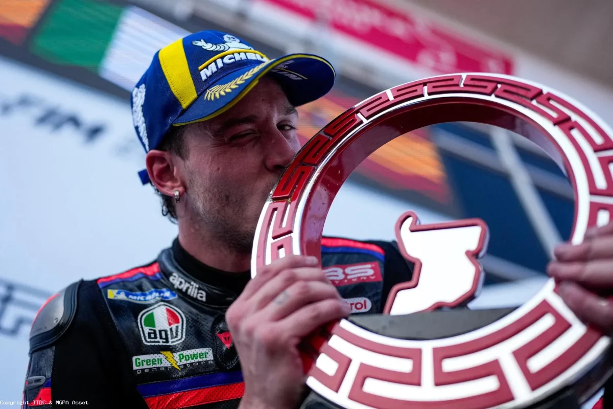 Marco Bezzecchi mempersembahkan kemenangan untuk Aprilia Racing pada gelaran Pertamina Grand Prix of Indonesia, Minggu (11/10/2026).