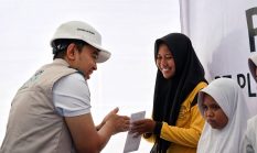 PLN UIW NTB Melalui YBM Salurkan Santunan kepada Guru Ngaji dan Anak Yatim di Mandalika